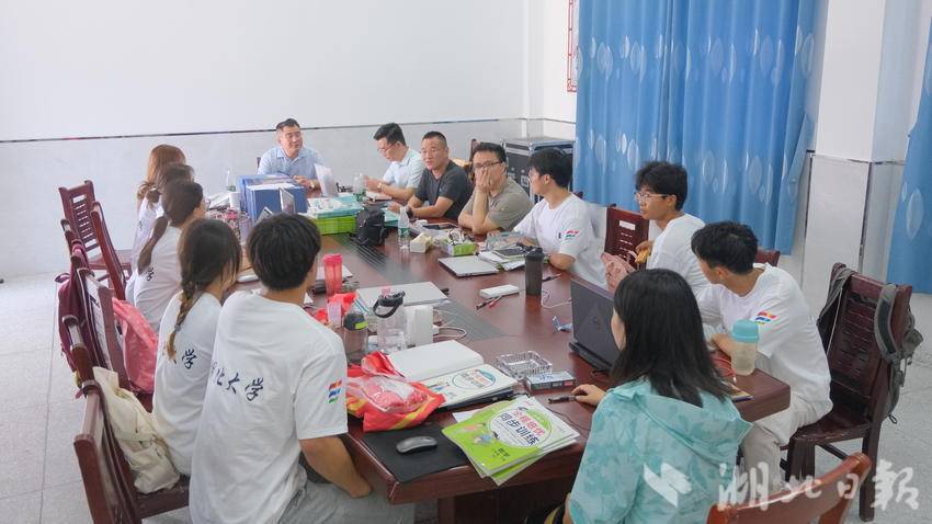 武穴市委宣传部对yl23455永利官网体育学院爱Do志愿服务队“七彩假期”志愿服务项目进行指导.docx 武穴市委宣传部对yl23455永利官网体育学院爱Do志愿服务队“七彩假期”志愿服务项目进行指导.docx